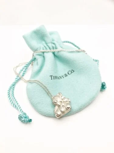 Tiffany and co teddy bear charm deals